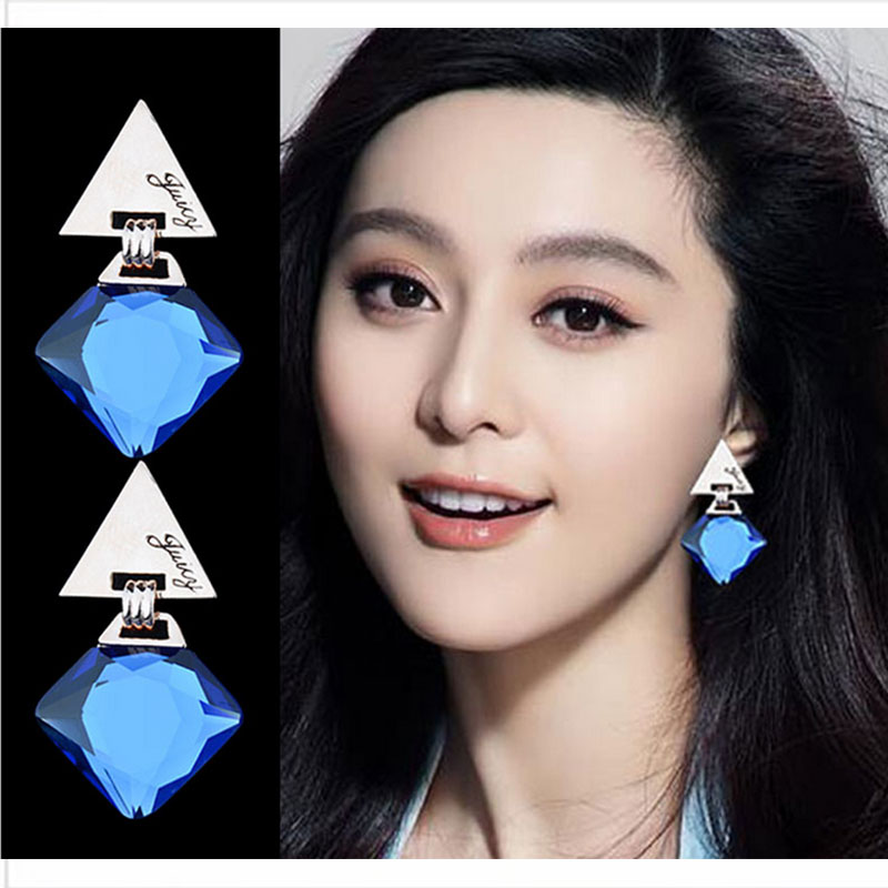 	 Triangle Style With Blue Crystal Earings MH9004